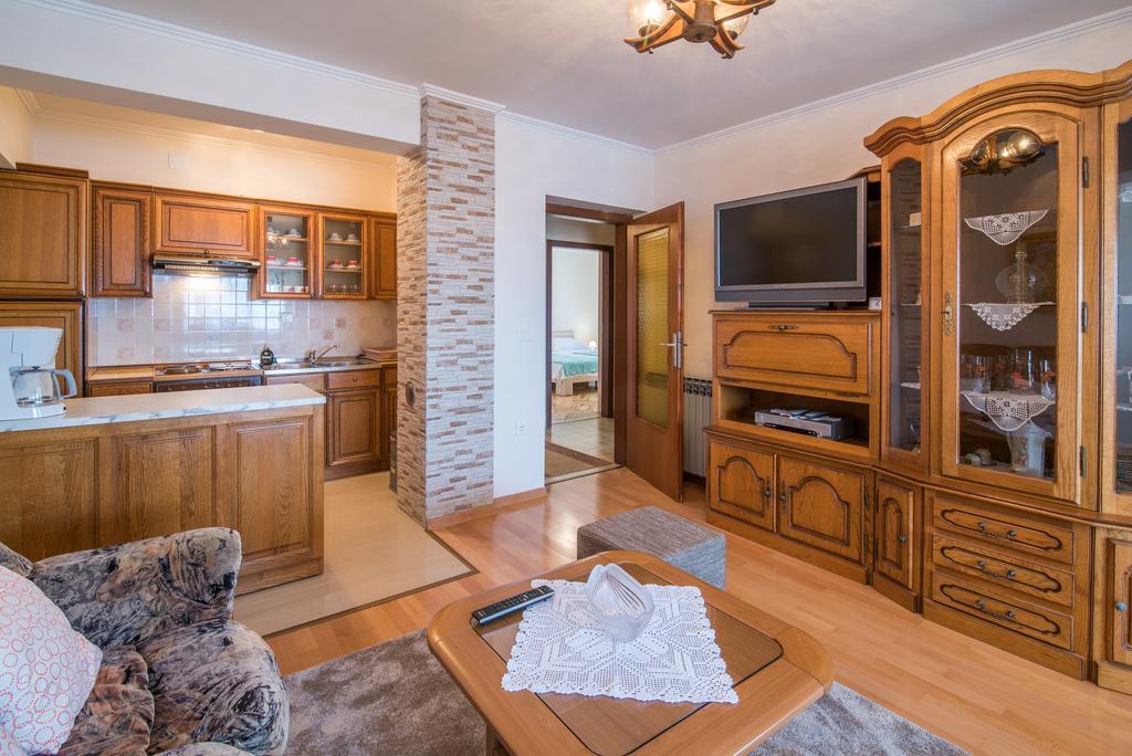 Apartman Slavko คิร์ก ภายนอก รูปภาพ