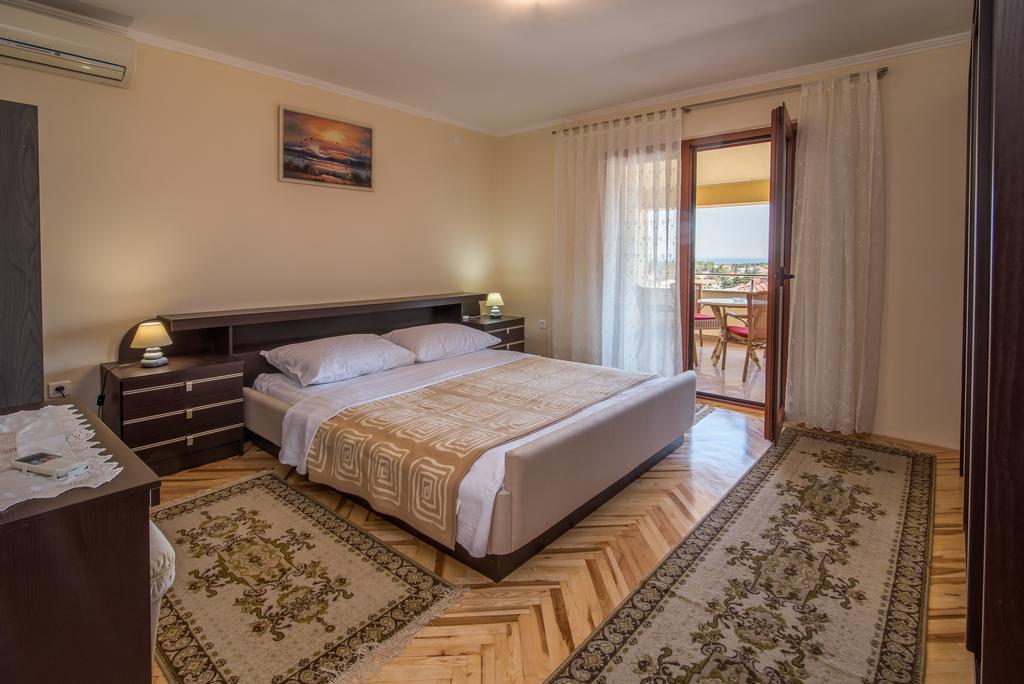 Apartman Slavko คิร์ก ภายนอก รูปภาพ
